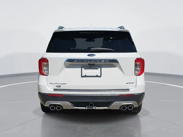 Used 2023 White Ford Platinum image 4