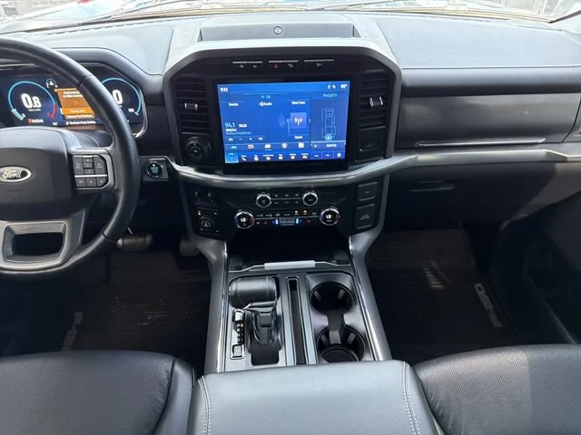 Used 2021 Black Ford LARIAT image 16