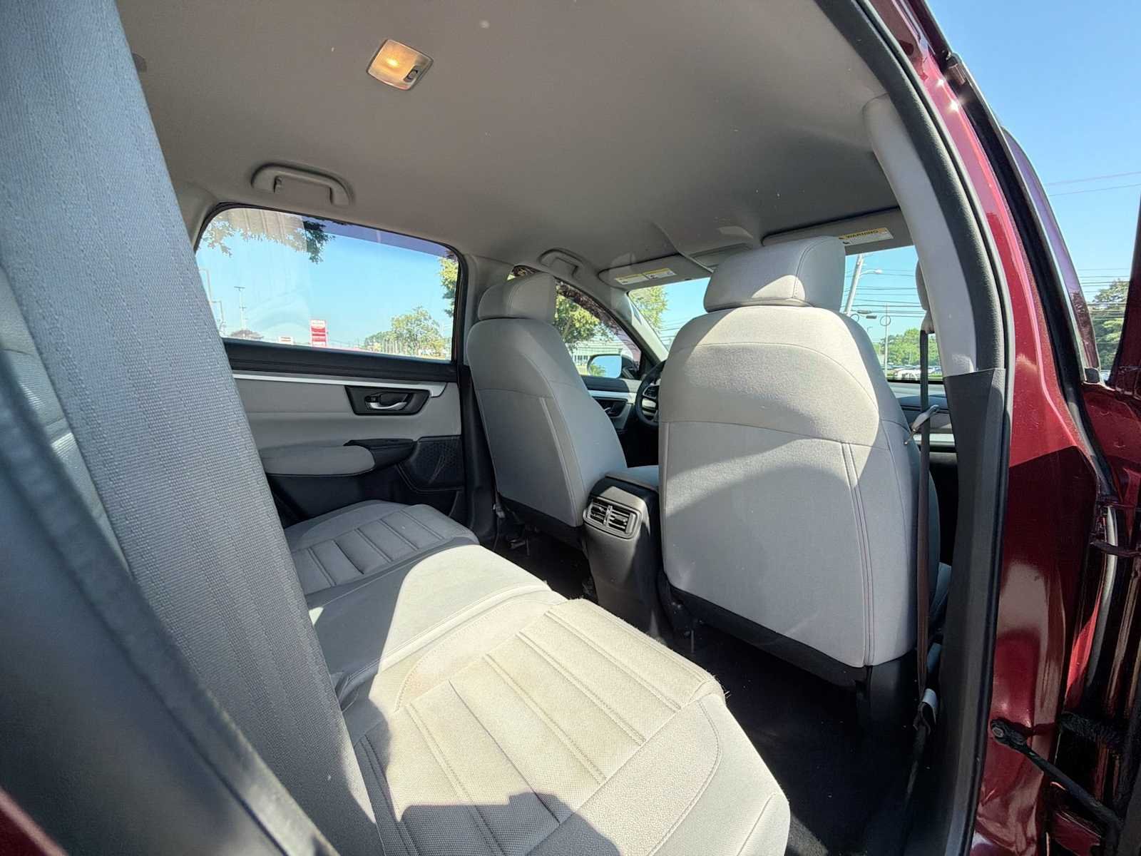 2017 Honda CR-V LX - Photo 14