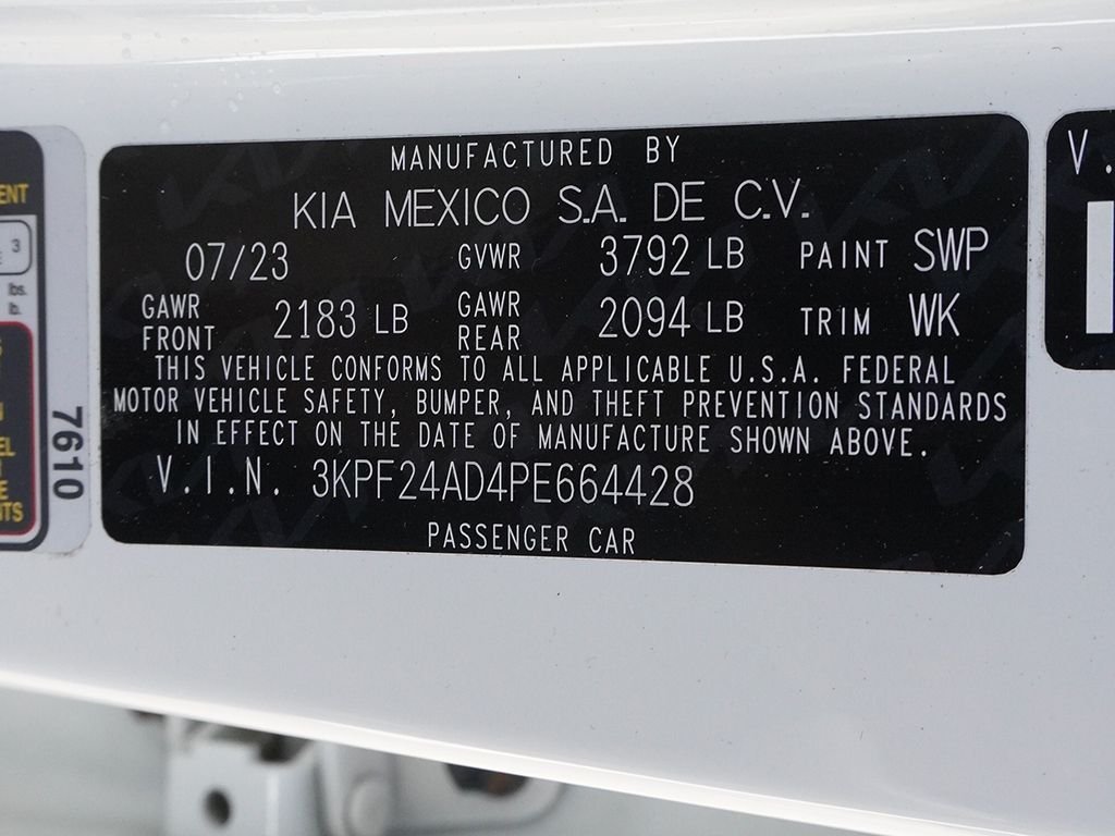 Used 2023 White Kia LXS image 47