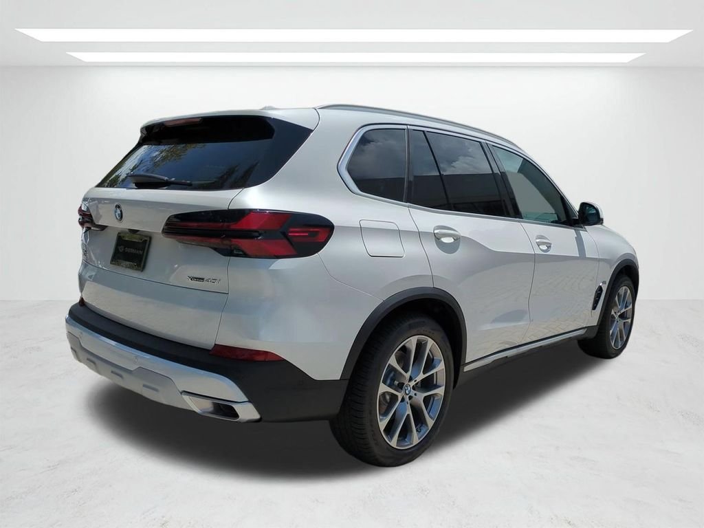 New 2026 White Metallic BMW xDrive40i image 4