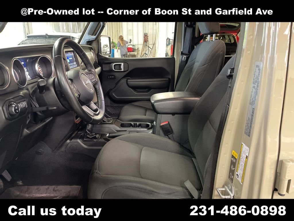Used 2022 Beige Jeep Sport image 14
