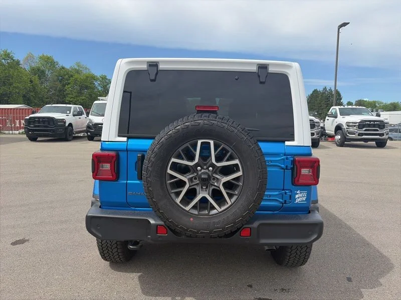 New 2026 Hydro Blue Pearl-Coat Exterior Paint Jeep Sahara image 4