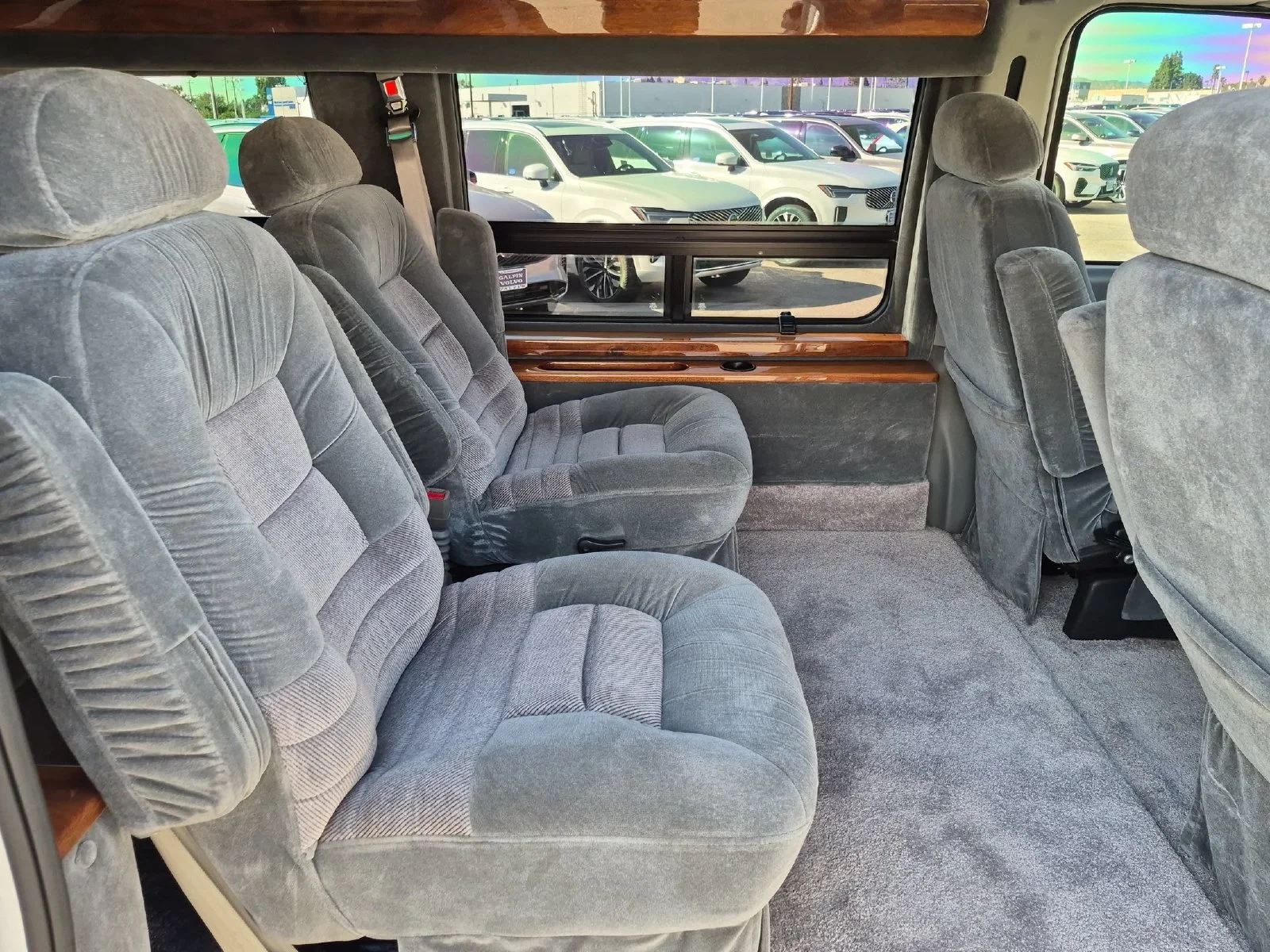 Used 2008 White Ford  image 25