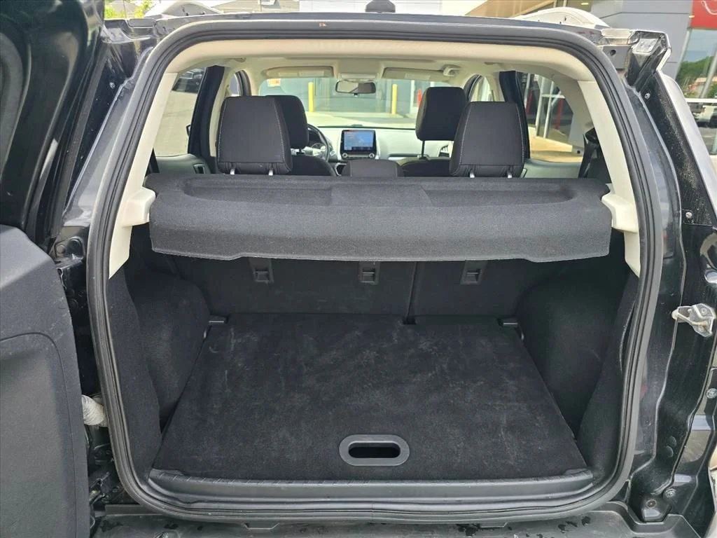 Used 2020 Black Ford SE image 26