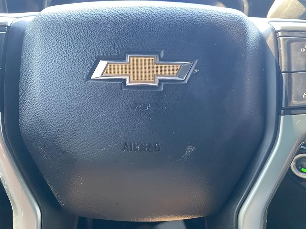Used 2024 White Chevrolet LT image 18