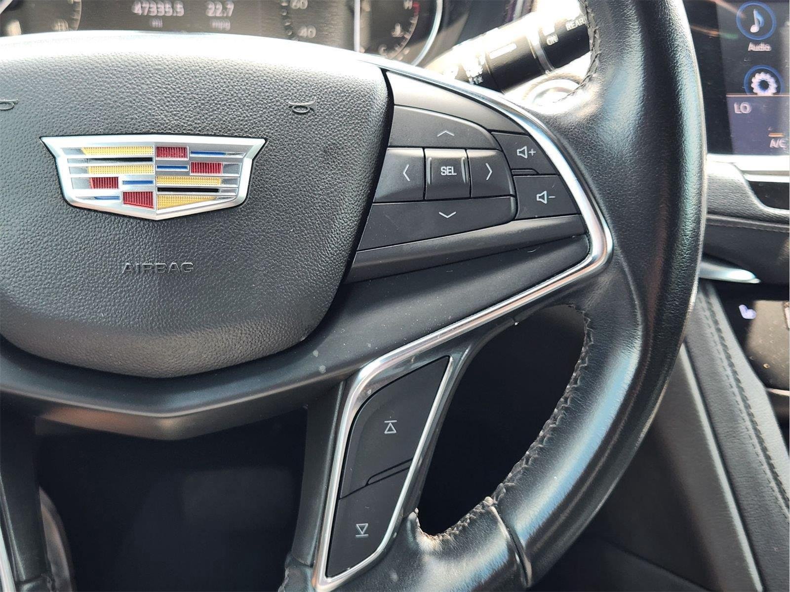 Certified Used 2022 Crystal White Tricoat Cadillac AWD Luxury image 30