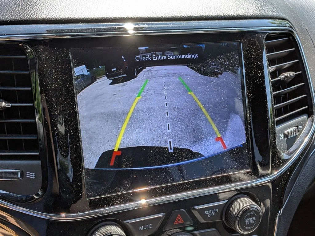 Used 2019 Blue Jeep Overland image 21