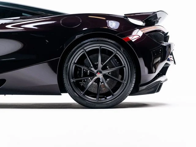 Used 2018 Gray McLaren Base image 10