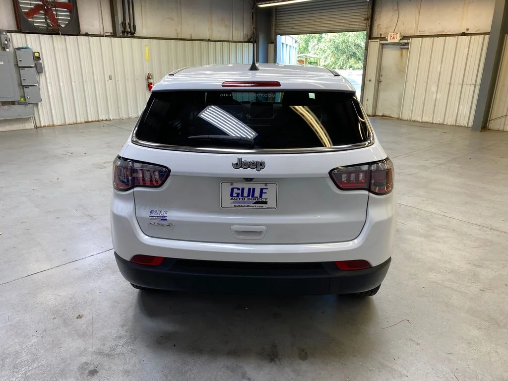Used 2025 White Jeep Sport image 7