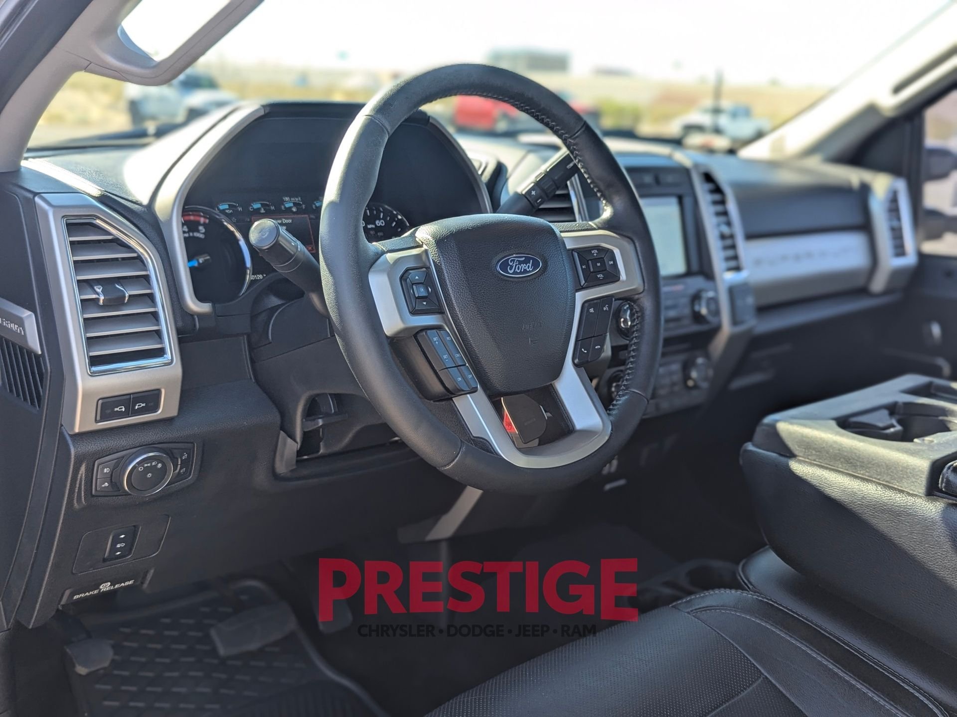 Used 2017 Silver Ford Lariat image 14