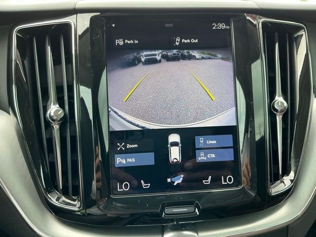 Used 2019 White Volvo T5 Momentum image 53