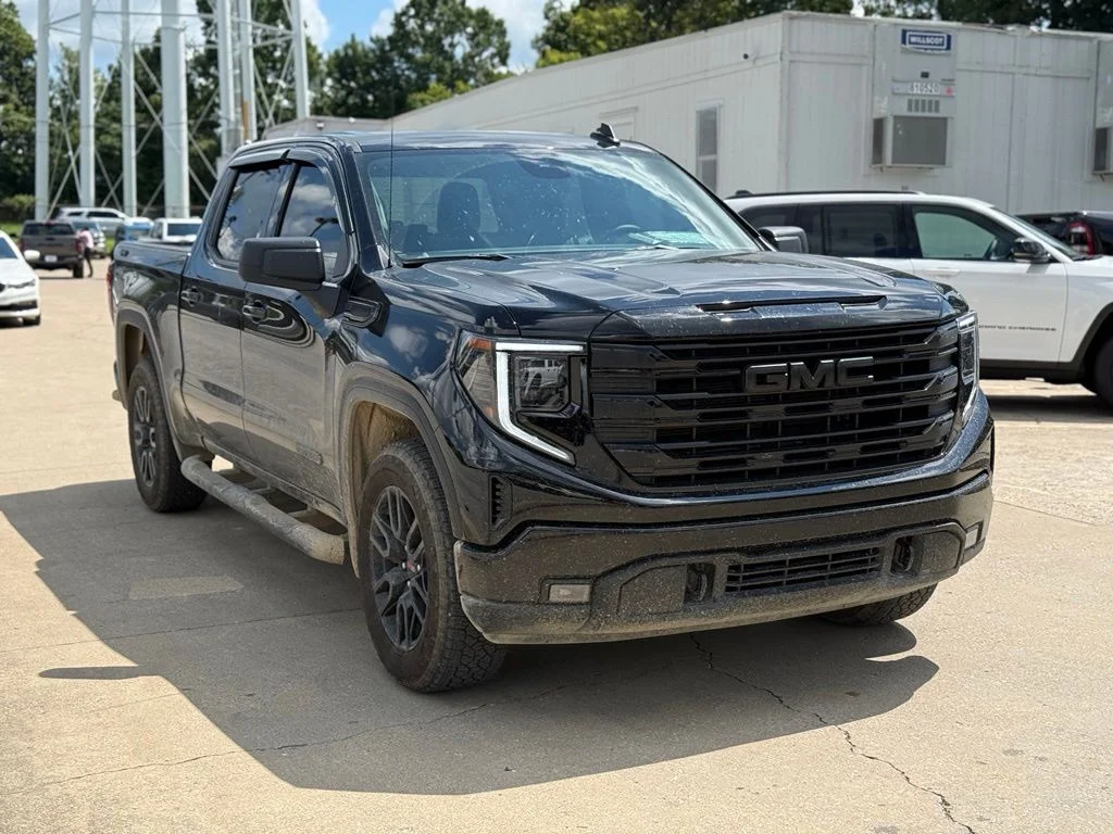 Used 2026 Black GMC Elevation image 4