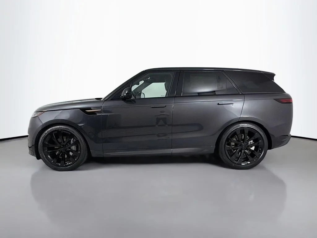 New 2026 Carpathian Grey Land Rover Dynamic SE image 8