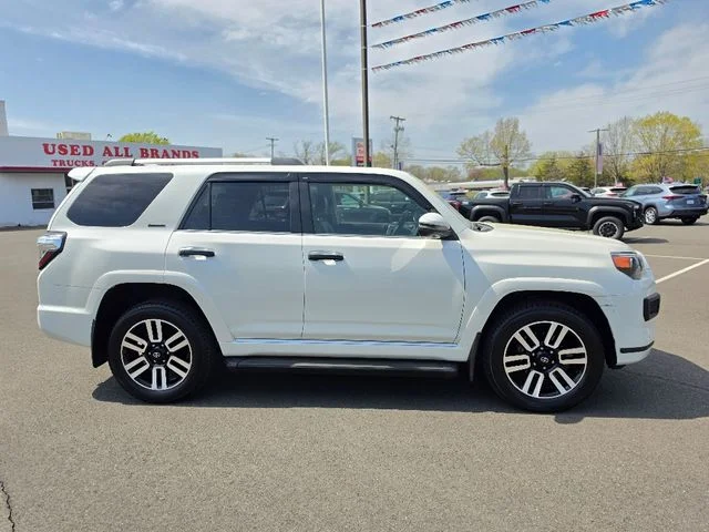 2023 Toyota 4Runner Limited - Photo 8