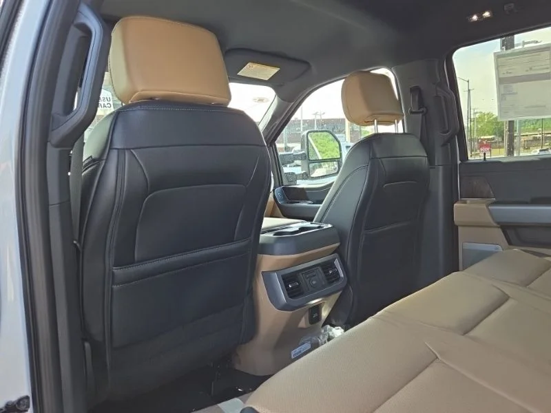 New 2026 Star White Metallic Tri-Coat Ford F-250® Lariat® image 22
