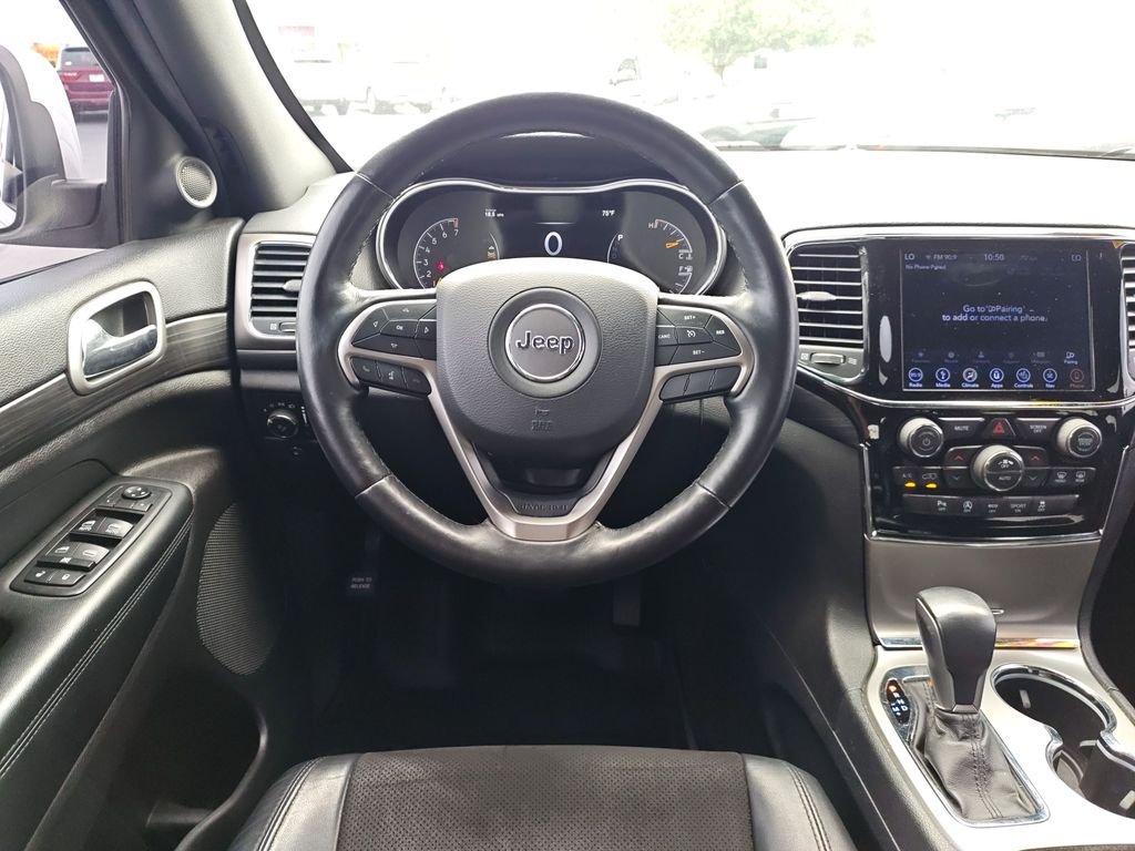 Used 2019 White Jeep Altitude image 16