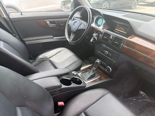 Used 2012 Gray Mercedes-Benz GLK 350 image 25