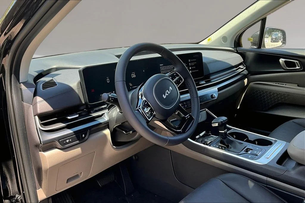 New 2026 Aurora Black Pearl Kia LXS image 7