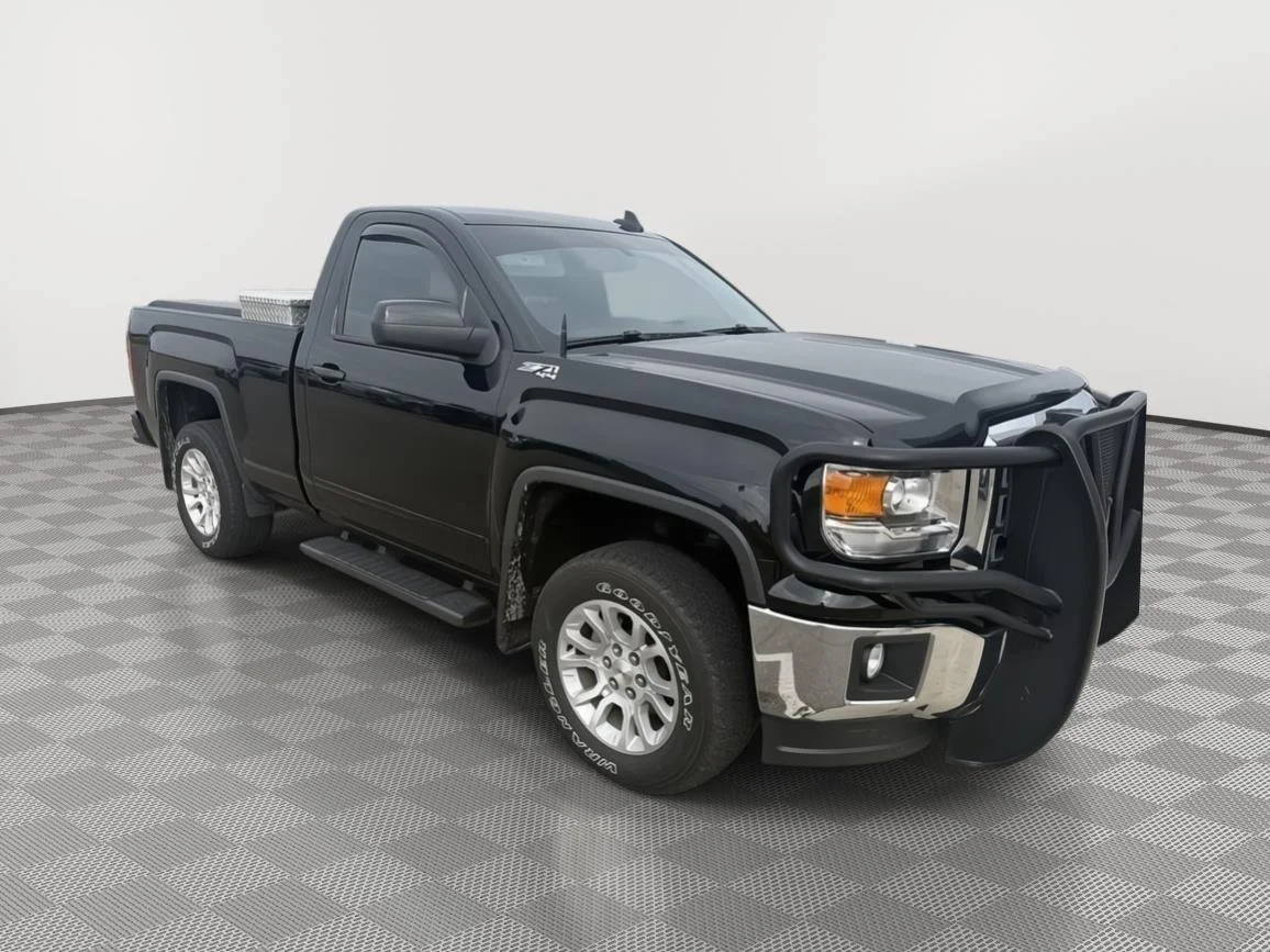 Used 2015 ONYX BLACK GMC SLE image 2
