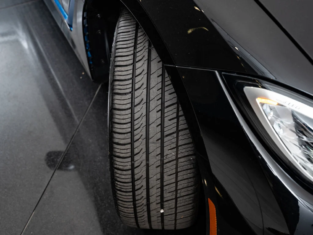 Used 2023 Jet Black BMW eDrive35 image 52