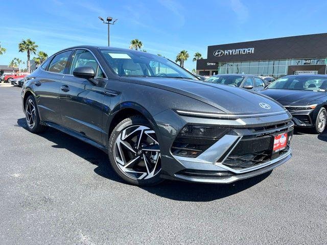 2026 Hyundai Sonata SEL AWD's photo