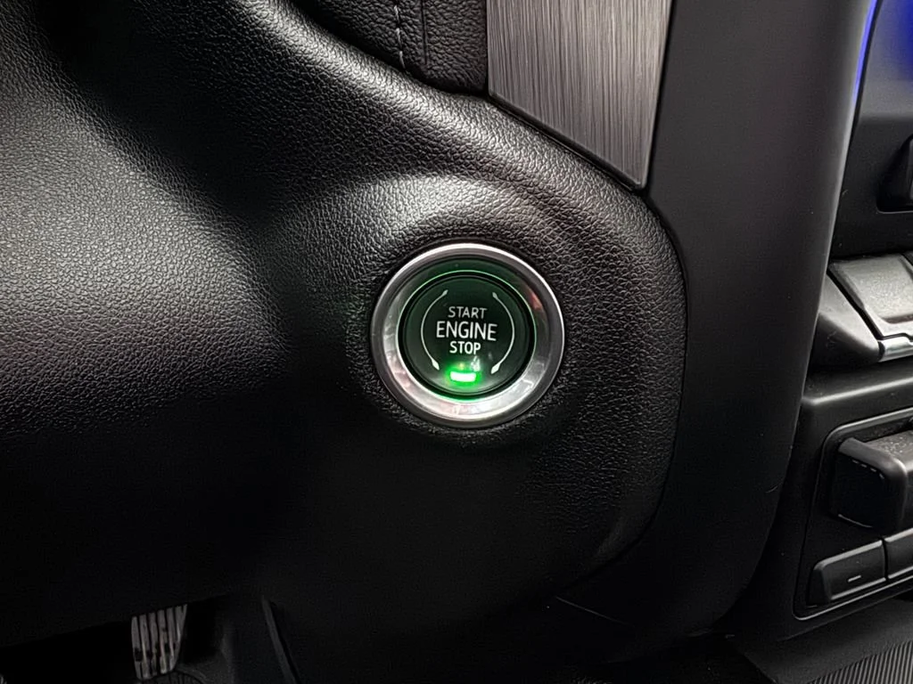 Used 2022 Ebony Twilight Metallic GMC Denali image 24