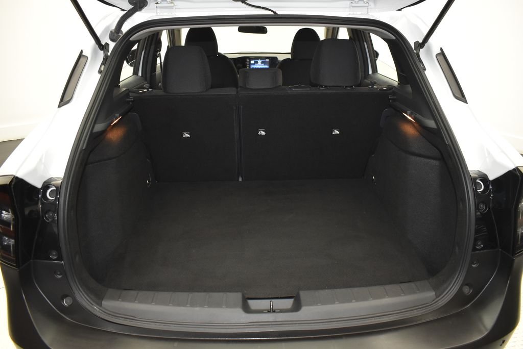 Certified Used 2025 White Nissan S image 35