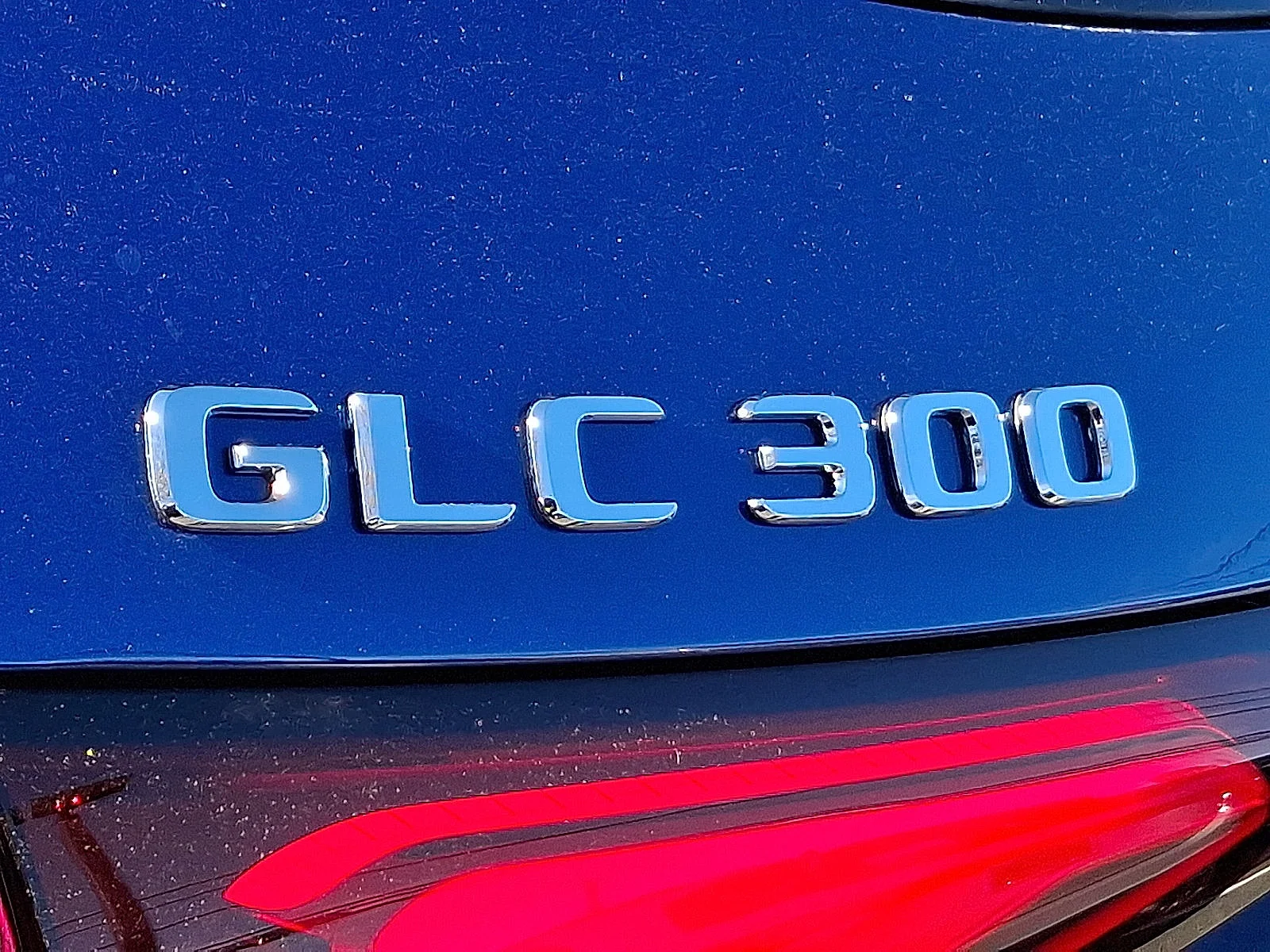 Used 2026 Starling Blue Metallic Mercedes-Benz GLC 300 image 15