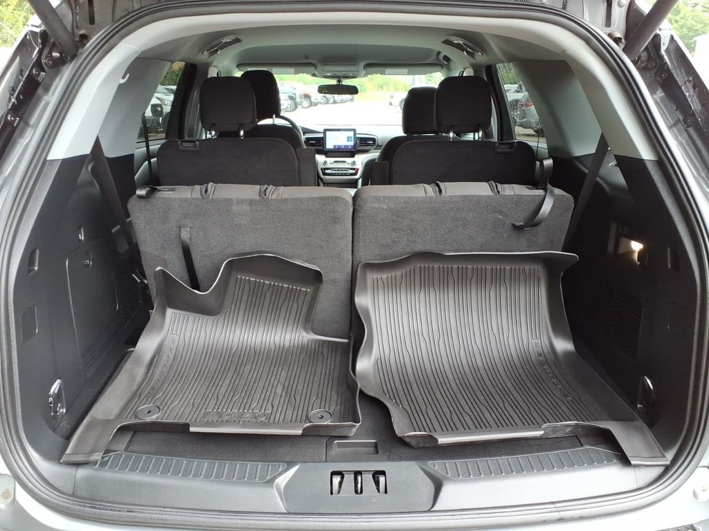 Certified Used 2023 Gray Metallic Ford XLT image 14