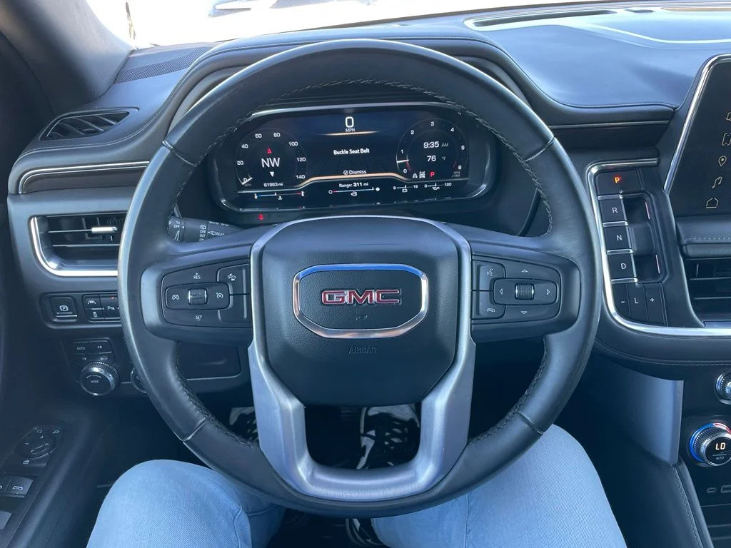 Used 2024 White GMC SLE image 23