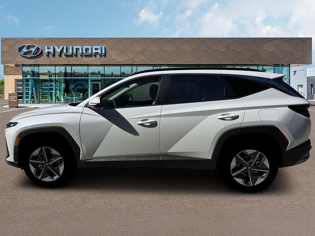 New 2026 White Hyundai SEL Convenience image 3