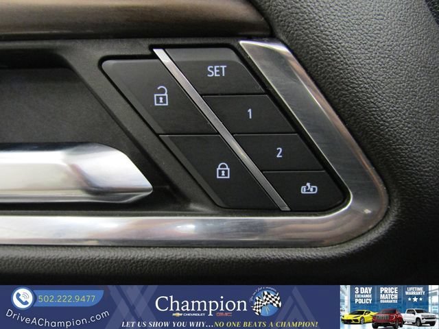 Used 2023 SUMMIT WHITE GMC SLT image 31