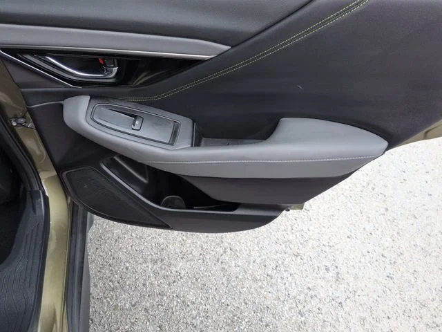 Used 2025 Brown Subaru Onyx Edition image 37