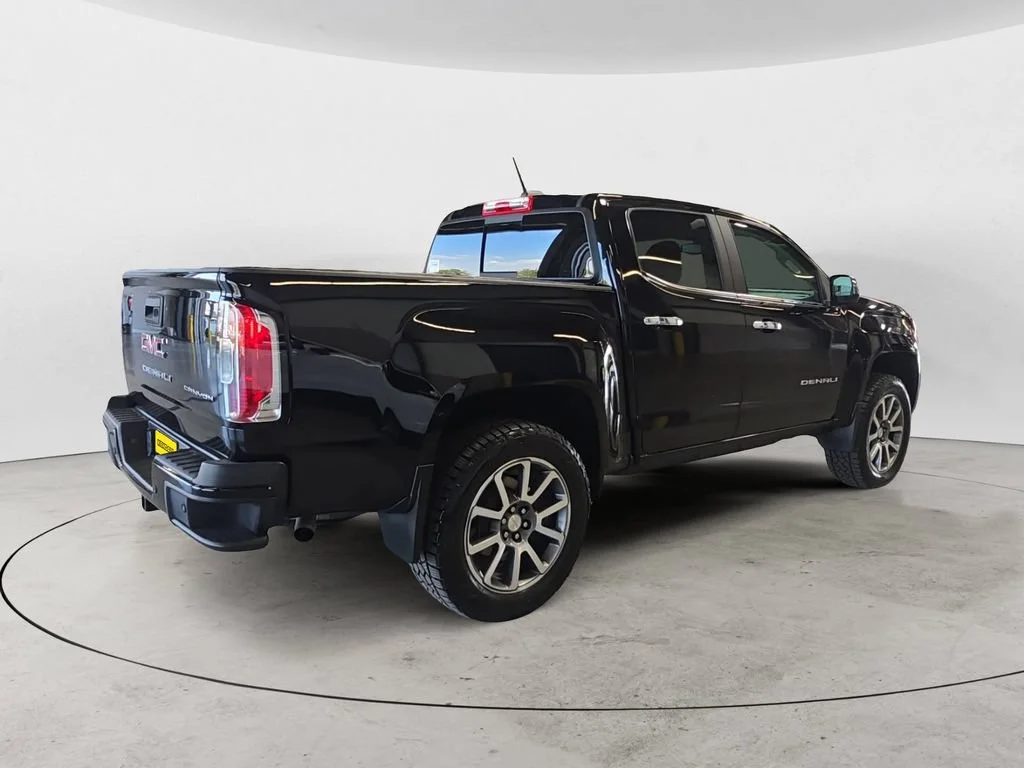 Used 2021 ONYX BLACK GMC 4WD Denali image 8