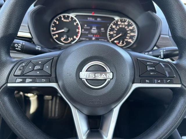 Used 2024 Red Nissan 2.5 SV image 27
