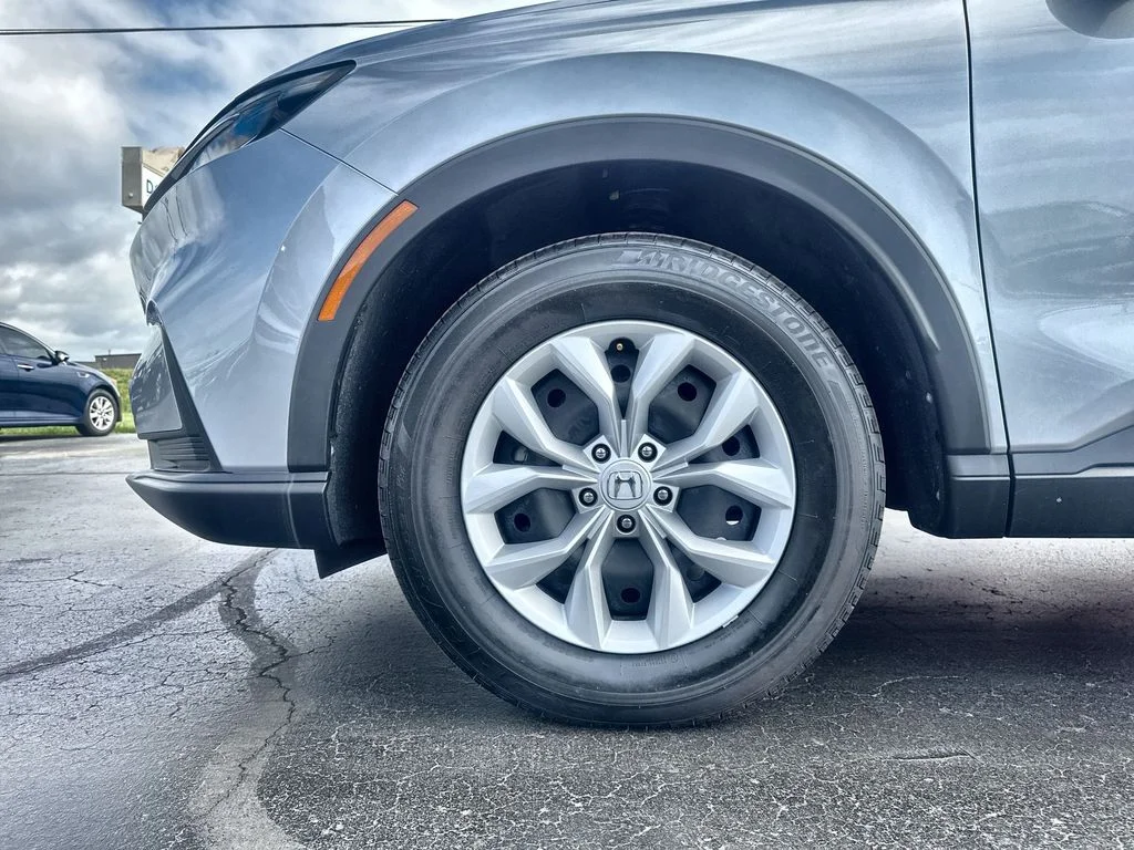 Used 2024 Silver Honda LX image 10