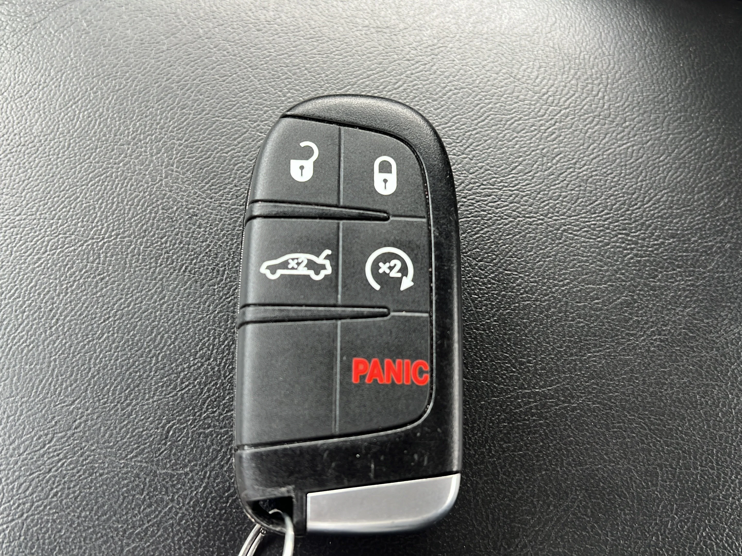 Used 2020 Torred Clearcoat Dodge R/T image 21