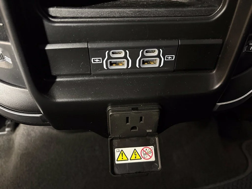 Used 2021 Blue Ram Laramie image 35