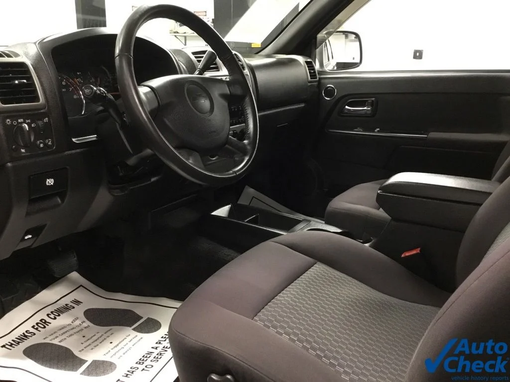 Used 2012 Silver Chevrolet 1LT image 23