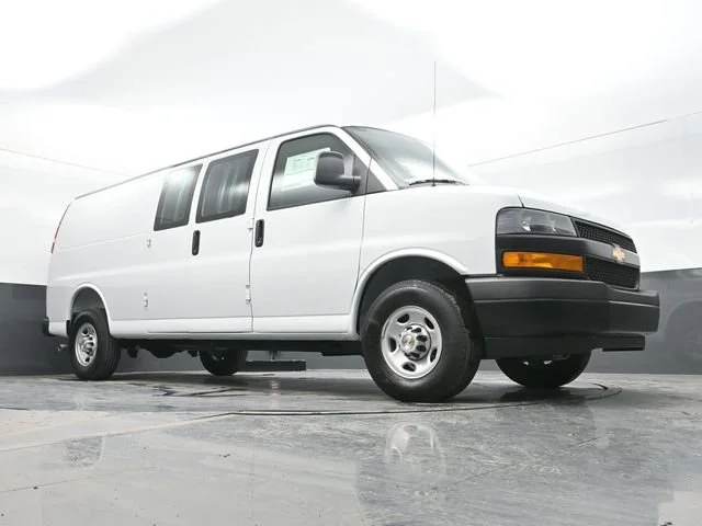 2026 Chevrolet Express Cargo Work Van - Photo 23