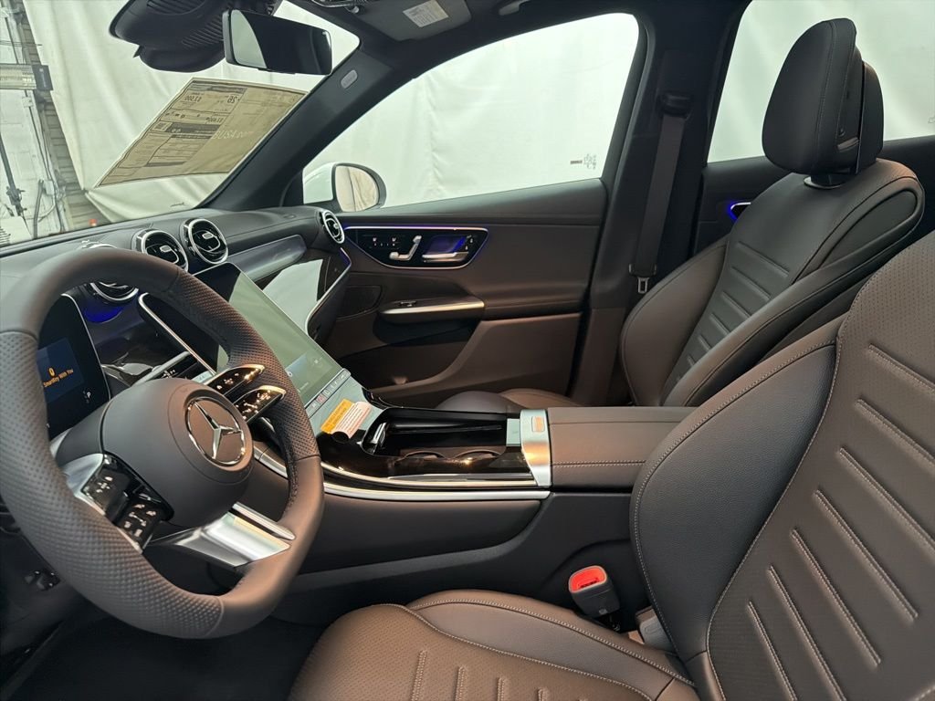 New 2026 Polar White Mercedes-Benz GLC 300 image 14