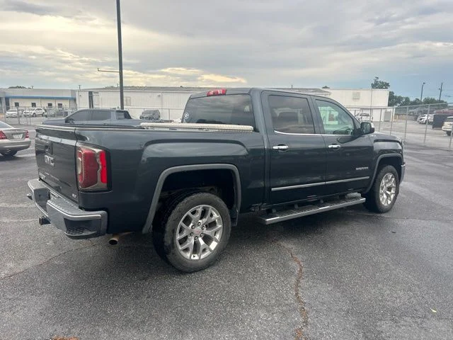 Used 2018 Gray GMC SLT image 4