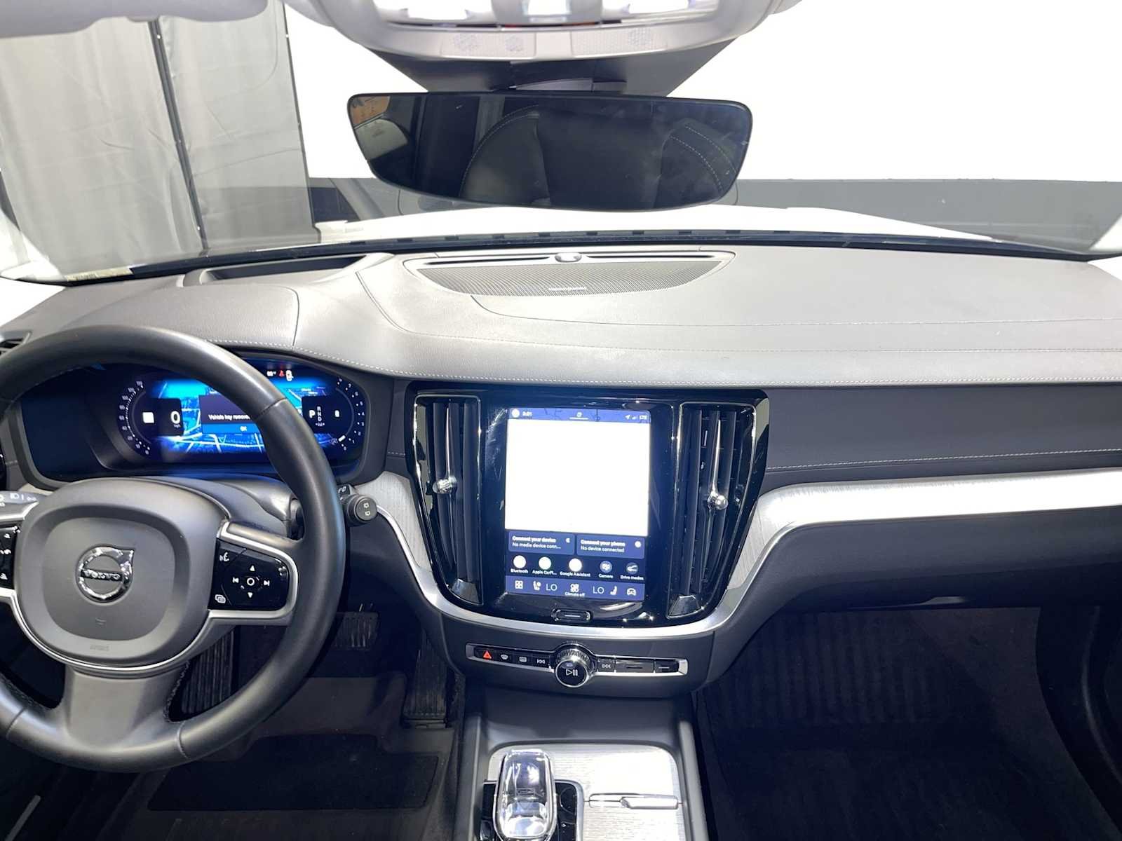 Used 2023 Gray Volvo Ultimate image 10