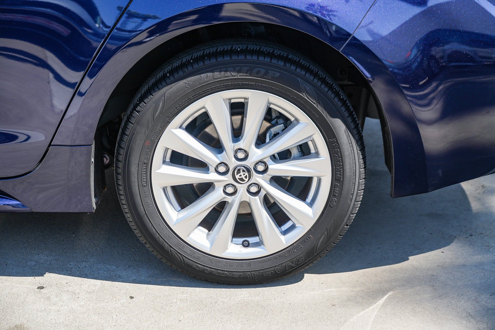 Used 2024  Toyota LE image 10