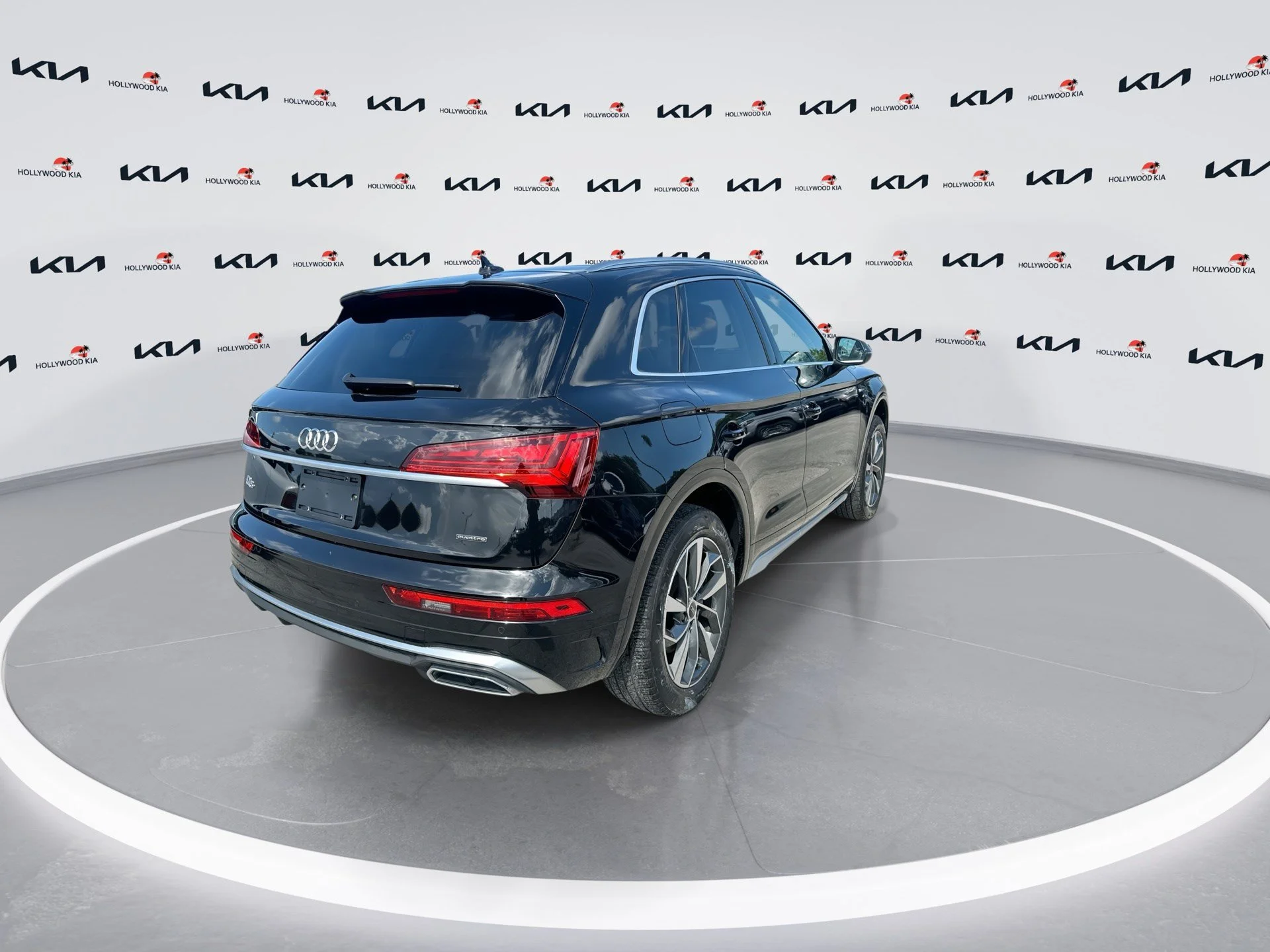 Used 2023 Black Metallic Audi S line Premium Plus image 8