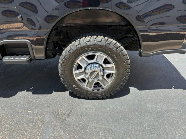 Used 2024 Black Metallic Ford Lariat image 17