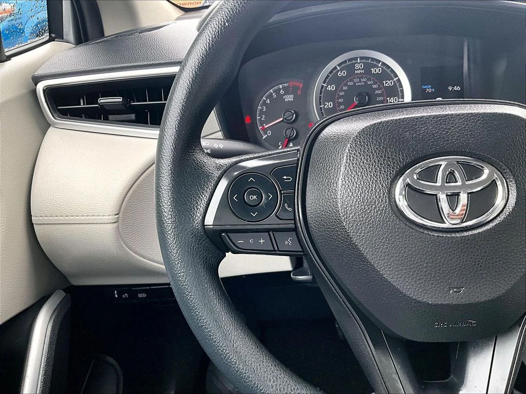 Certified Used 2022 Silver Toyota L image 22