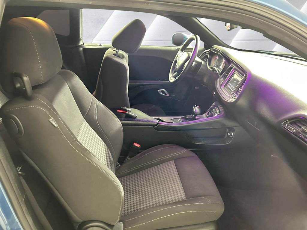 Used 2023 Blue Dodge SXT image 13