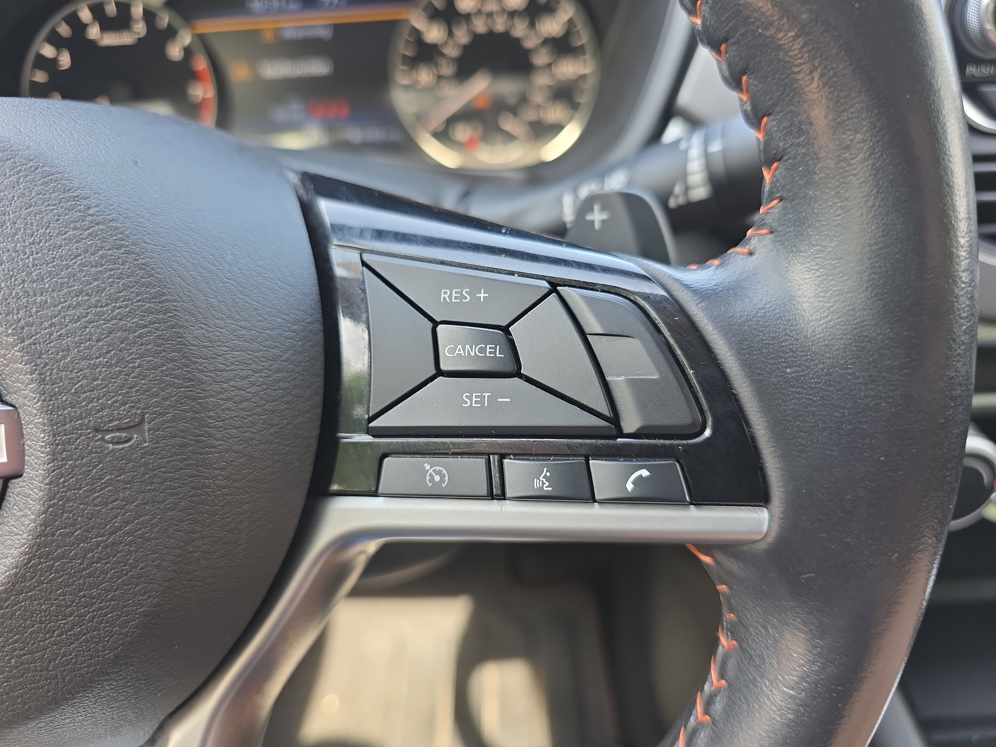 Used 2025 Super Black Nissan SR image 19